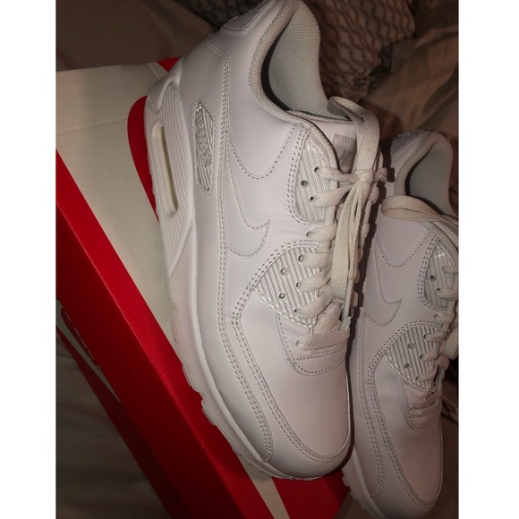 Air maxes 90 leather - Picture 1 of 2